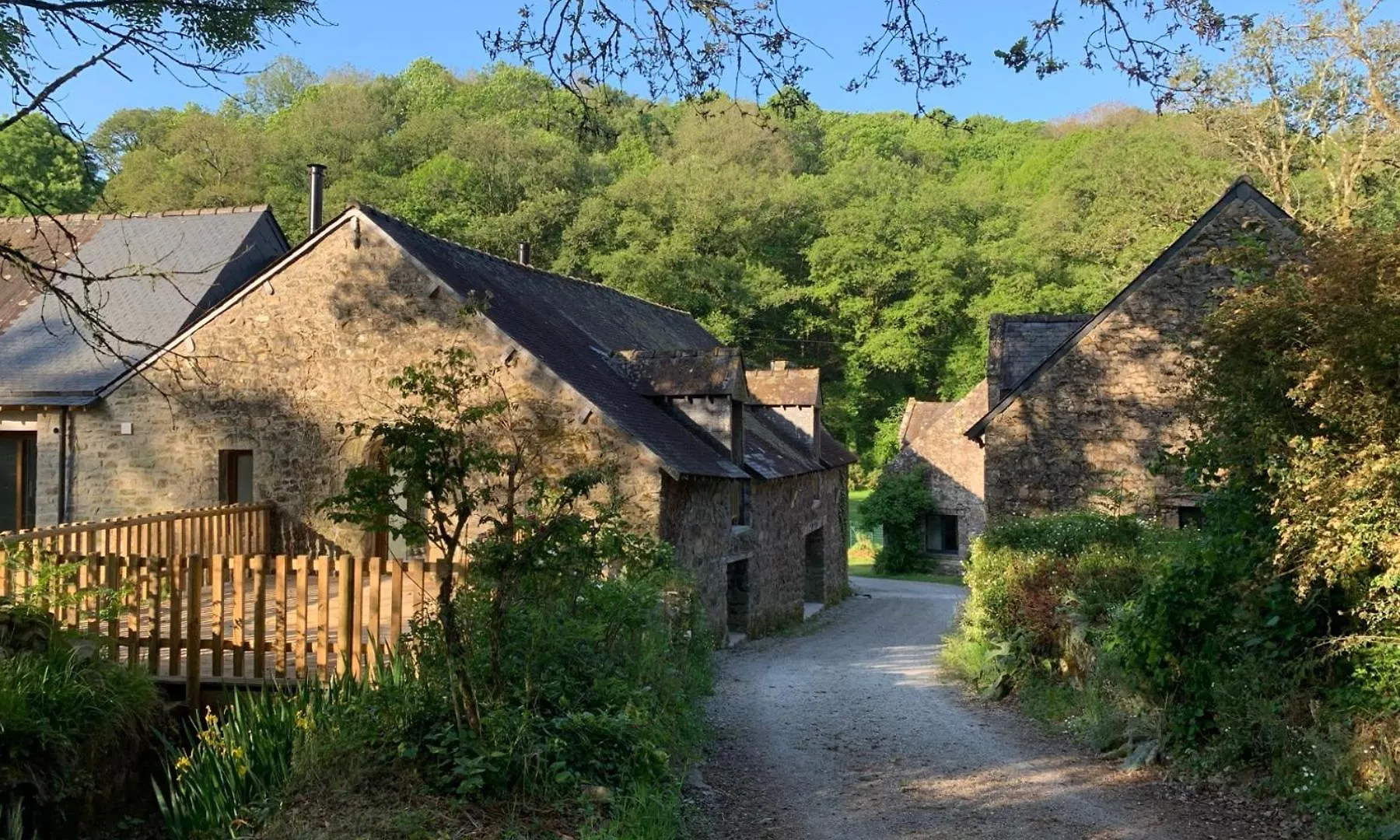 Gite Du Nid Beau Duplex Tout Confort, Entoure De Verdures, Piscine Chauffee De Mi-Mai A Mi-Sept Noyal-Muzillac Frankreich