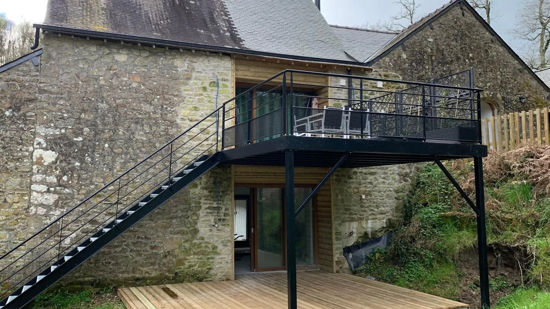 Gite Du Nid Beau Duplex Tout Confort, Entoure De Verdures, Piscine Chauffee De Mi-Mai A Mi-Sept Noyal-Muzillac 0*,  Frankreich